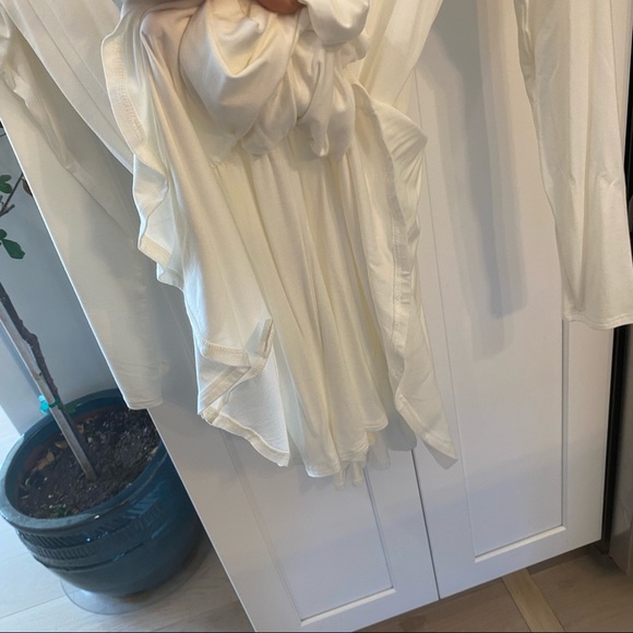 NWT Fashion Nova Skort Romper - sold out online 🕊 - Picture 4 of 7